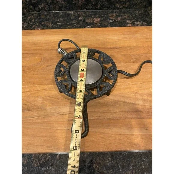 Williamsburg Cast Iron Electric Warmer trivet - Picture 5 of 6